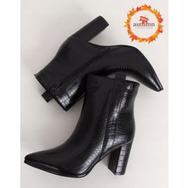 Stivali con tacco in pelle di serpente nero RB54 Nero 1