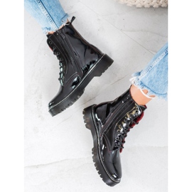 VINCEZA operai laccati nero 1