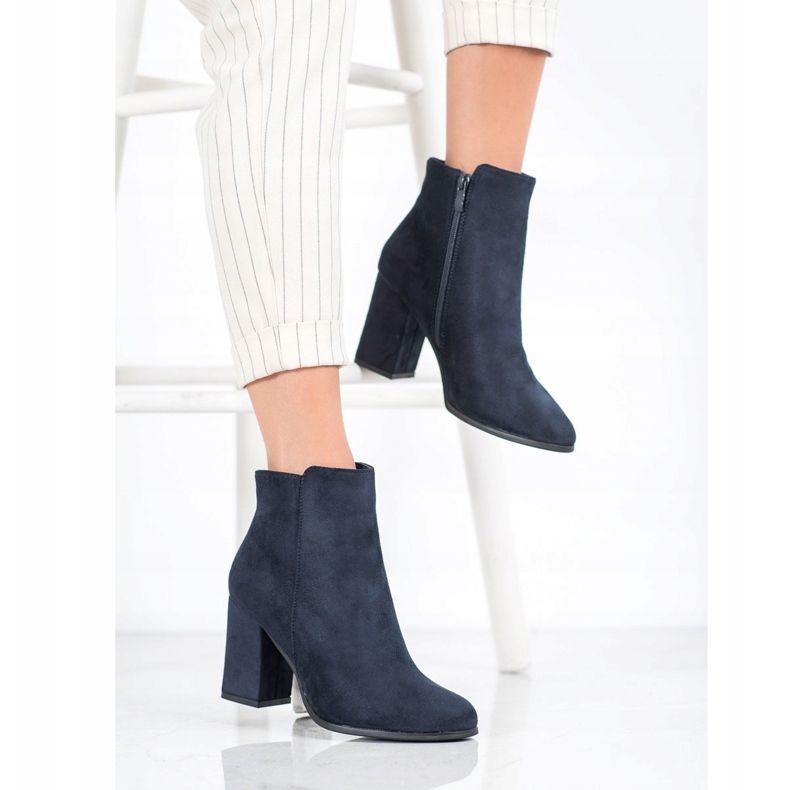 SHELOVET Stivali blu navy su un pilastro 1