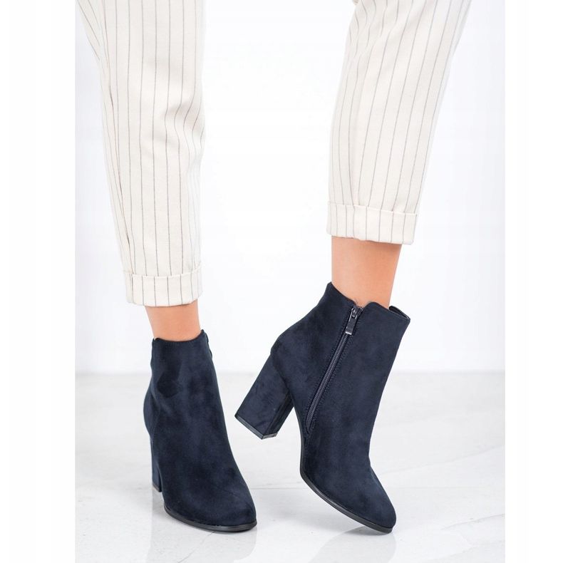 SHELOVET Stivali blu navy su un pilastro 2