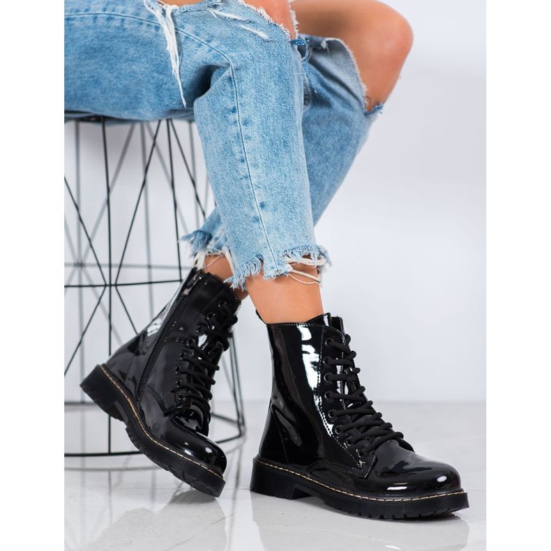 Small Swan Operai laccati nero 1