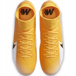 Scarpa da calcio Nike Mercurial Superfly 7 Academy FG / MG AT7946 801 arancia arancia 1