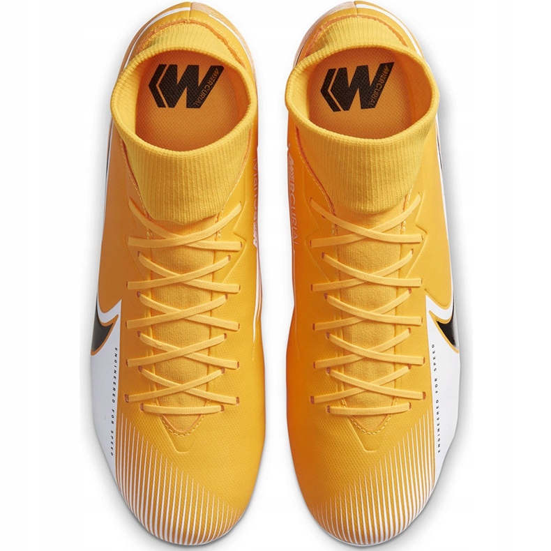 Scarpa da calcio Nike Mercurial Superfly 7 Academy FG / MG AT7946 801 arancia arancia 1