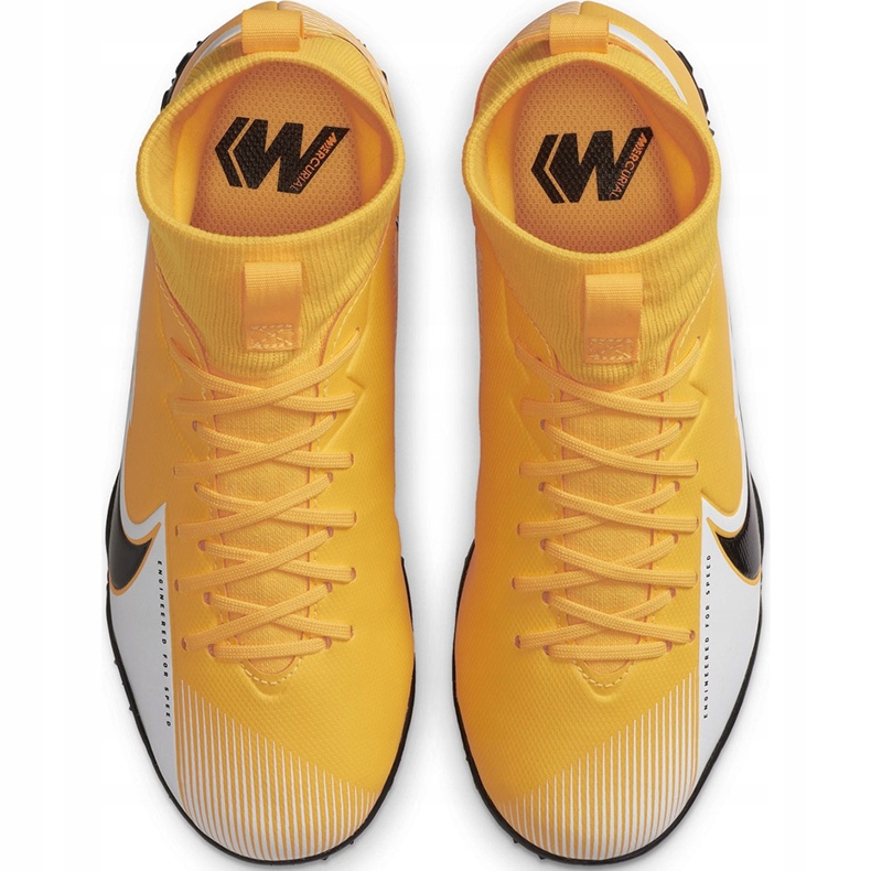 Scarpa da calcio Nike Mercurial Superfly 7 Academy Tf Junior AT8143 801 arancia giallo 1