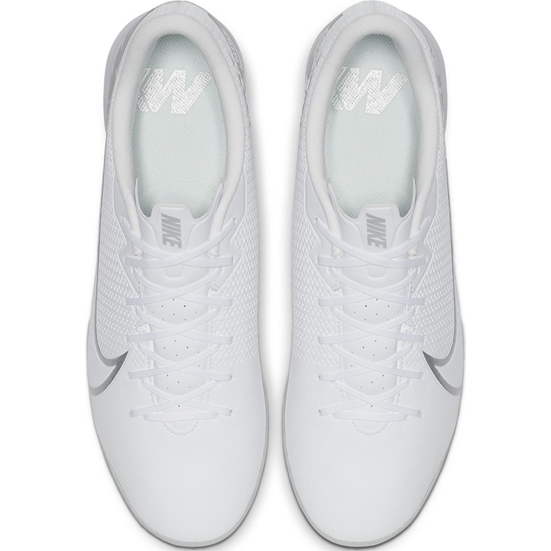 Nike Mercurial Vapor 13 Academy Ic AT7993 100 scarpe da calcio bianco bianco 1