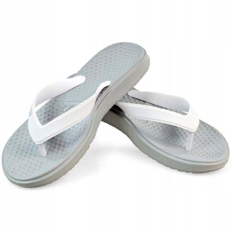 Nike Wmns Solay Thong bianche pantofole 882699 003 bianca 1