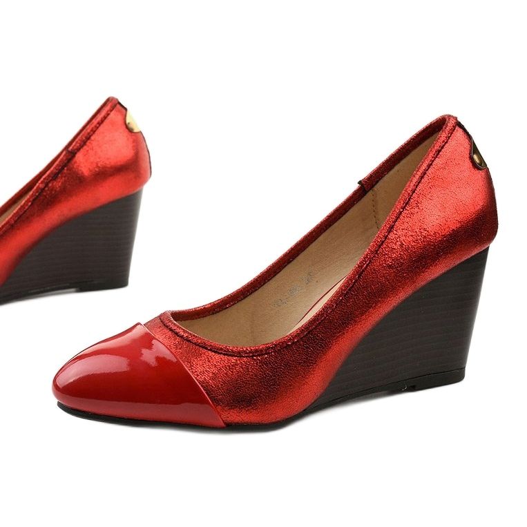 Décolleté rosse sulla zeppa Bluehorn rosso 1