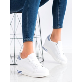 SHELOVET Scarpe sportive su una zeppa bianco blu 2