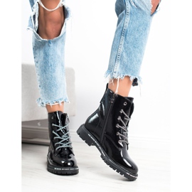 Goodin Trapper verniciati bianco nero 1