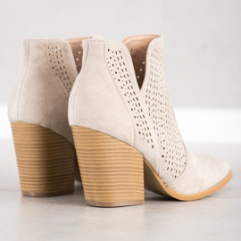 Bella Paris Stivaletti traforati sul palo beige 1