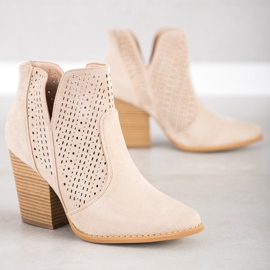 Bella Paris Stivaletti traforati sul palo beige 1
