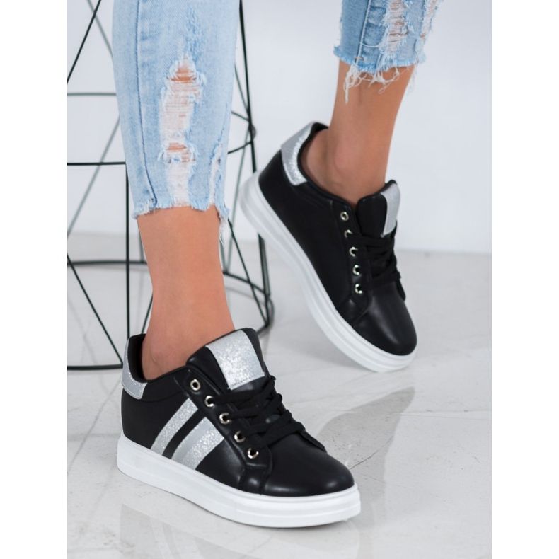 SHELOVET Scarpe sportive su una zeppa nero 2