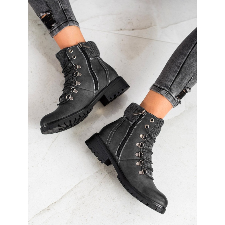 Filippo Trapper alla moda nero 1