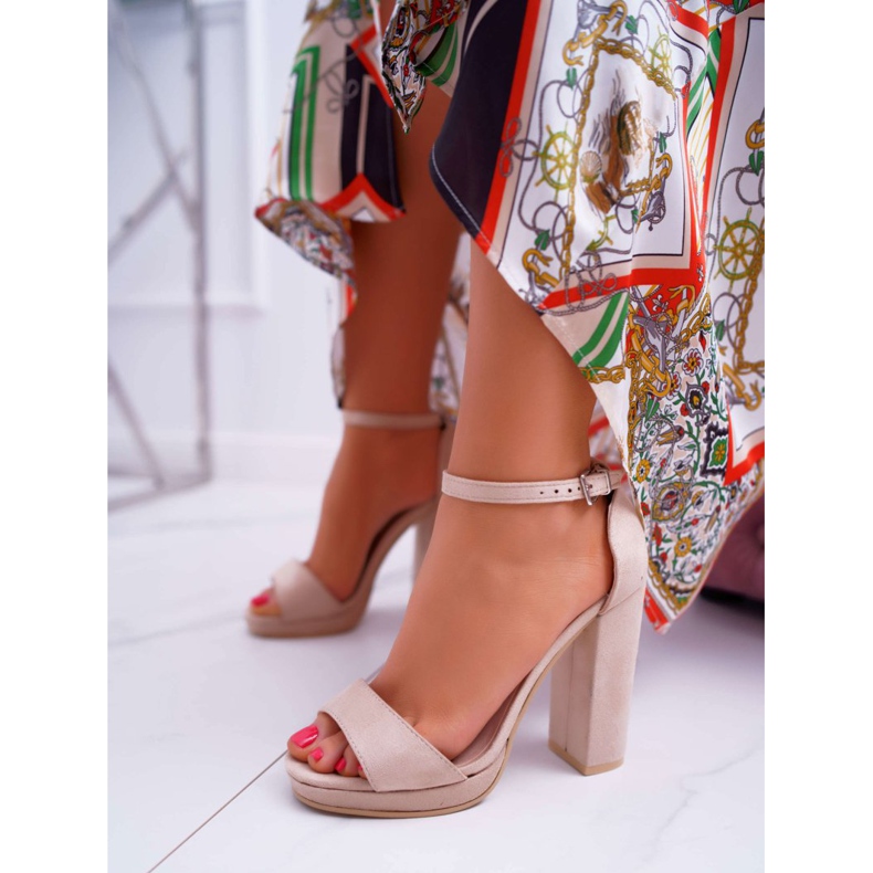 ADY Sandali beige da donna su una piattaforma con tacco Debora 1