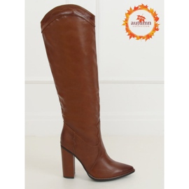Stivali con accento cowboy marrone RB81P Camel 1