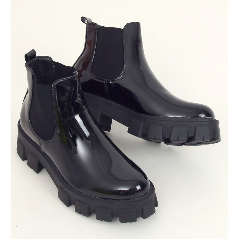 Stivaletti Chelsea laccati neri NC1086 Nero 1