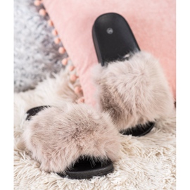 SHELOVET Comode pantofole in pelliccia beige 2