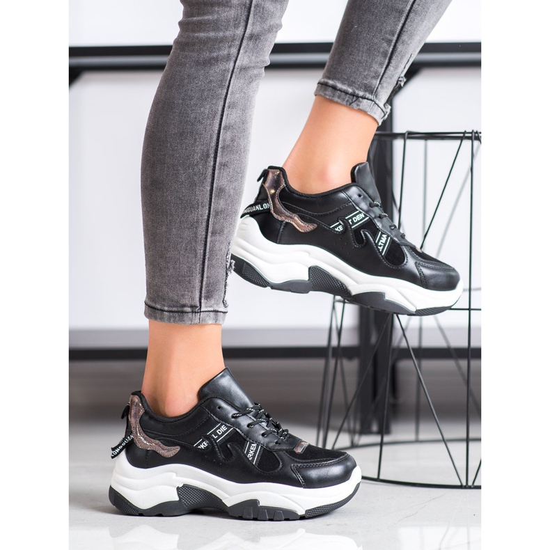 SHELOVET Comode scarpe da ginnastica in ecopelle nero 1