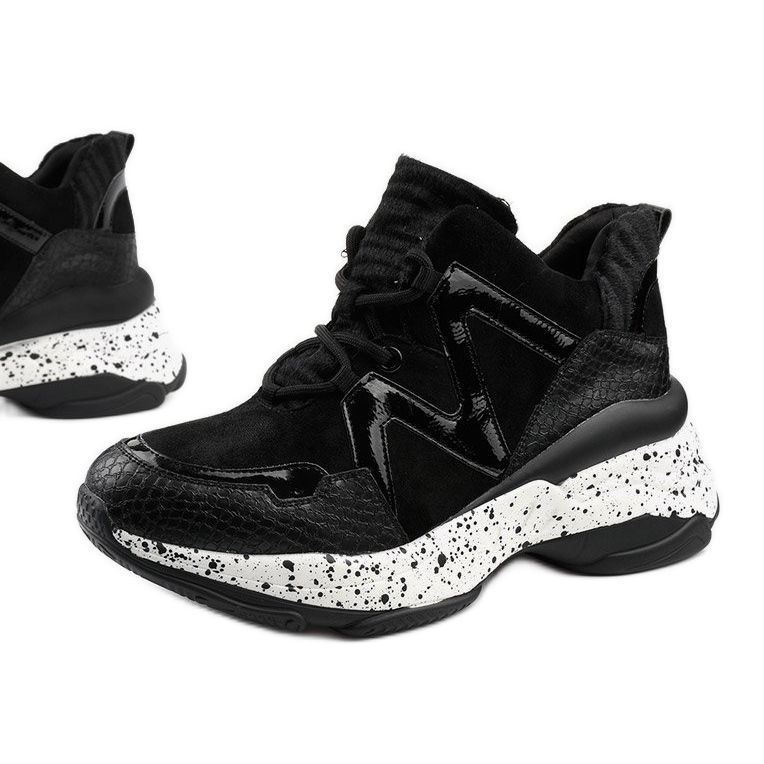 Sneakers sportive nere realizzate in ecopelle scamosciata Clavelina nero 1