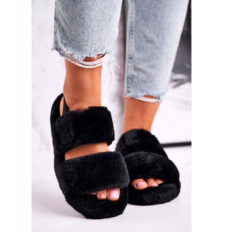 FJ1 Pantofole da donna sulla piattaforma di pelliccia nera Cotton Candy nero 1