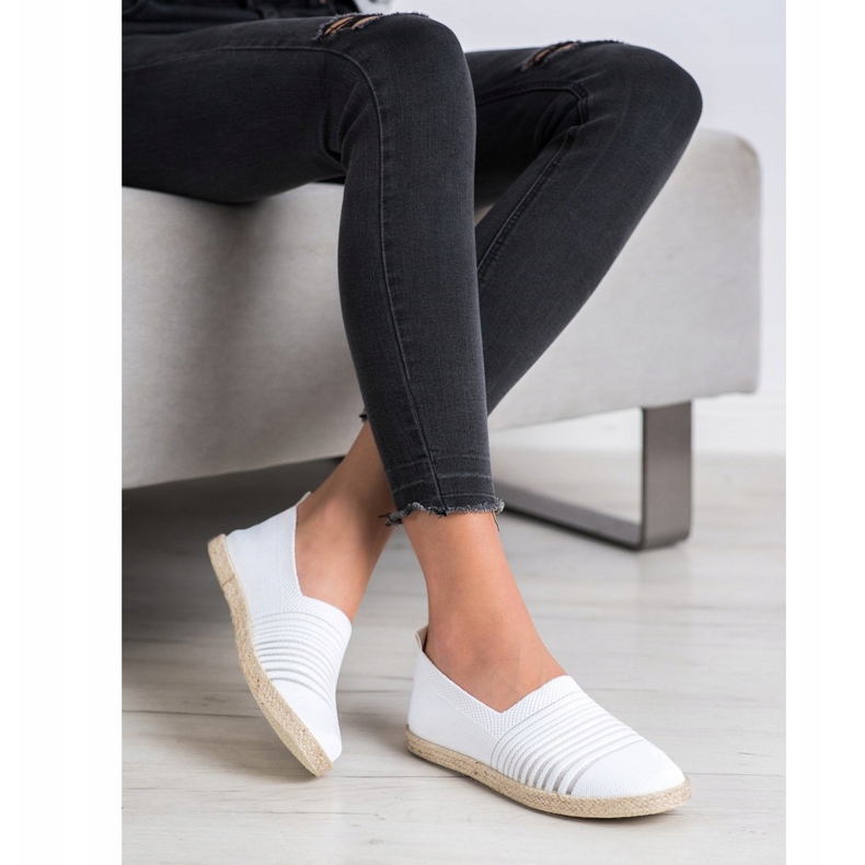 MCKEYLOR Espadrillas Slipony bianca 1