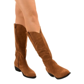 Stivali alti in pelle scamosciata color cammello di Evelralla cowboy boots marrone multicolore 1