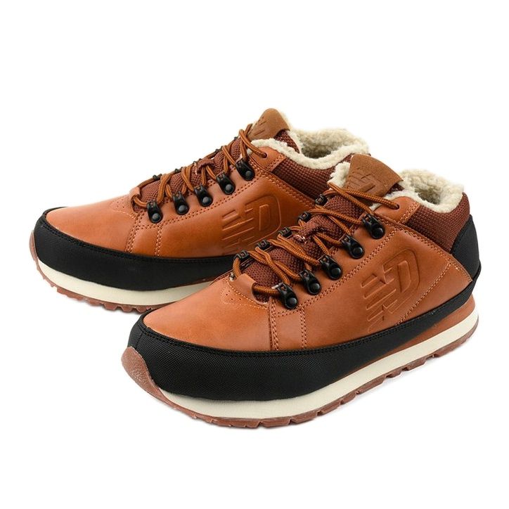 Scarpe sportive isolate cammello da uomo Greenfury marrone multicolore 2