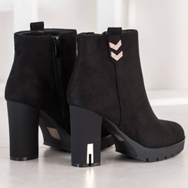 Bestelle Stivaletti In Pelle Scamosciata Con Ornamento nero 1