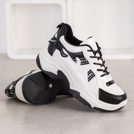 SHELOVET Comode scarpe da ginnastica in ecopelle bianco nero 1