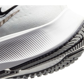 Scarpe da corsa Nike Air Zoom Pegasus 37 Premium W CZ2872-100 bianca 1