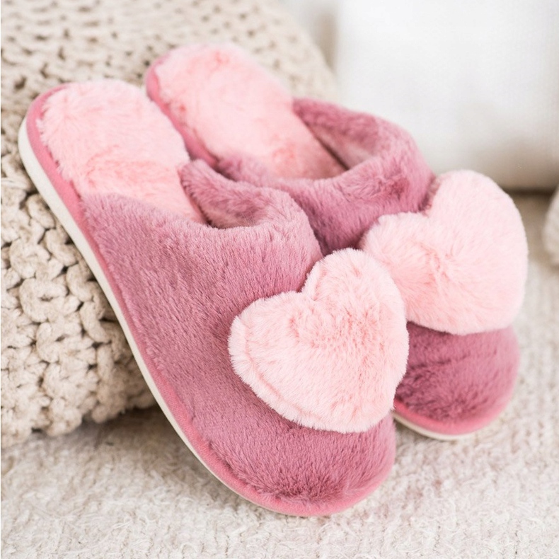 Bona Pantofole Con Un Cuore rosa 1
