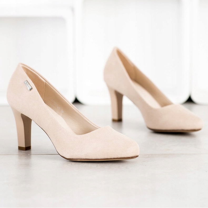 J. Star Décolleté casual con tacco beige 1