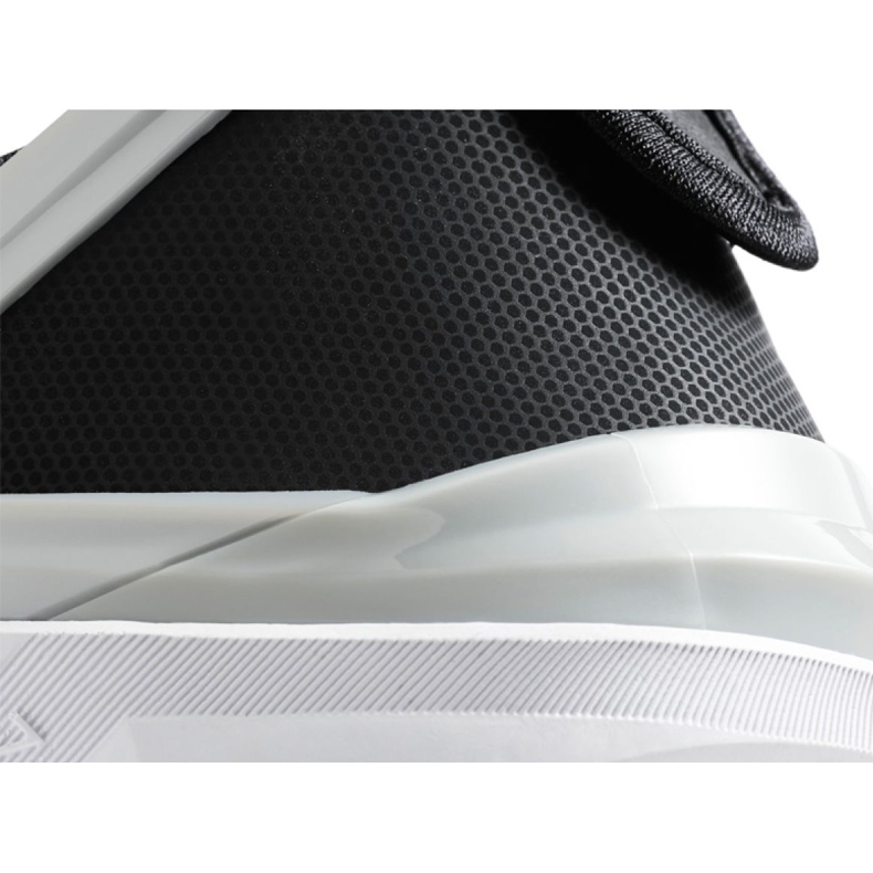 Scarpa da allenamento Nike Metcon 6 FlyEase M DB3790-010 nero 1