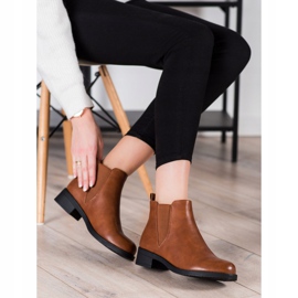 Ideal Shoes Stivaletti Chelsea in ecopelle marrone 1