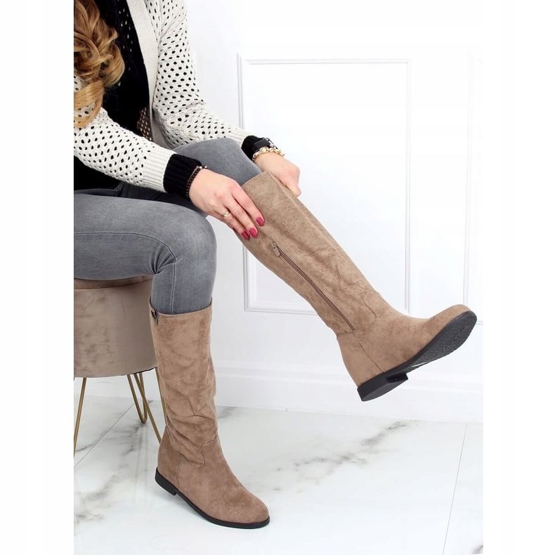 Stivali su una zeppa nascosta beige ST-11P Khaki cachi 1