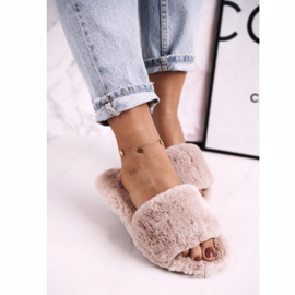 FJ1 Pantofole da donna Fur Powder Cold Days beige 2