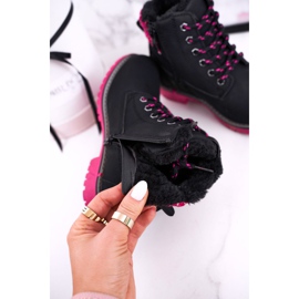Apawwa Stivali da bambino Trappers isolati con pelliccia Black Forest nero rosa 1