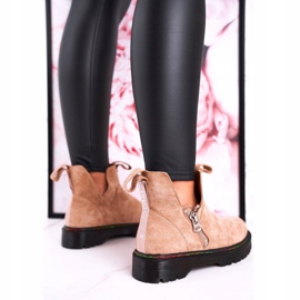 Stivaletti Chelsea Da Donna Con Cuciture Colorate In Camoscio Beige Addison 1