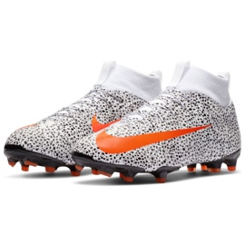 Nike Mercurial Superfly 7 Academy CR7 FG / MG Jr CV3182-180 scarpe da calcio bianca 1