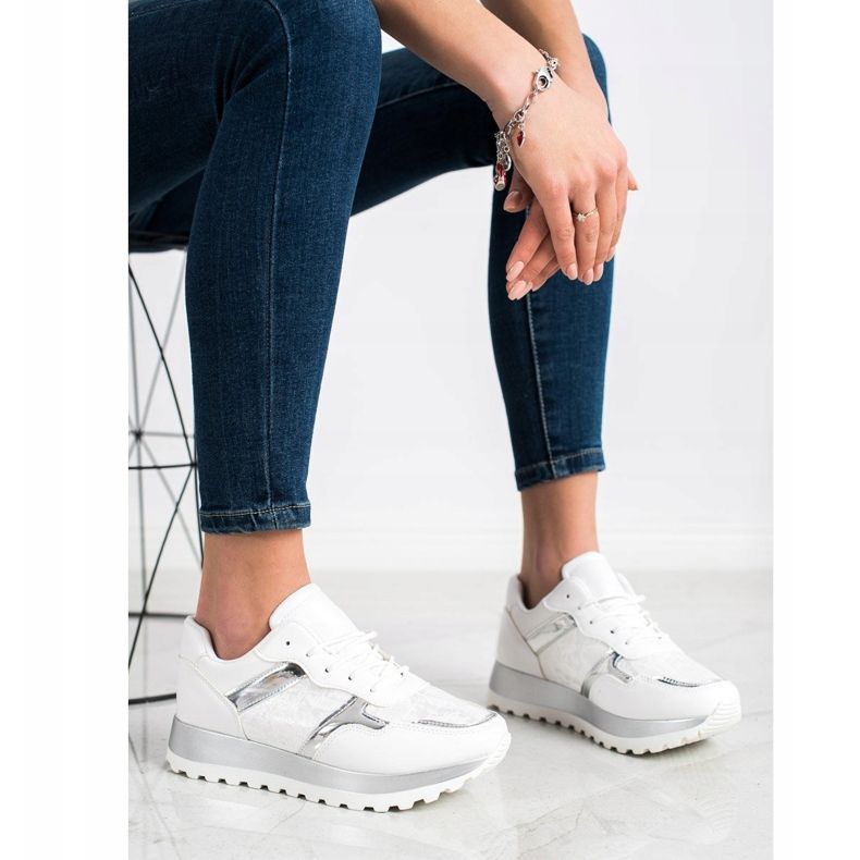 Bestelle Scarpe da ginnastica alla moda bianca 1