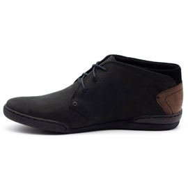 Polbut Scarpe da uomo isolate nere C37F in camoscio nero 1