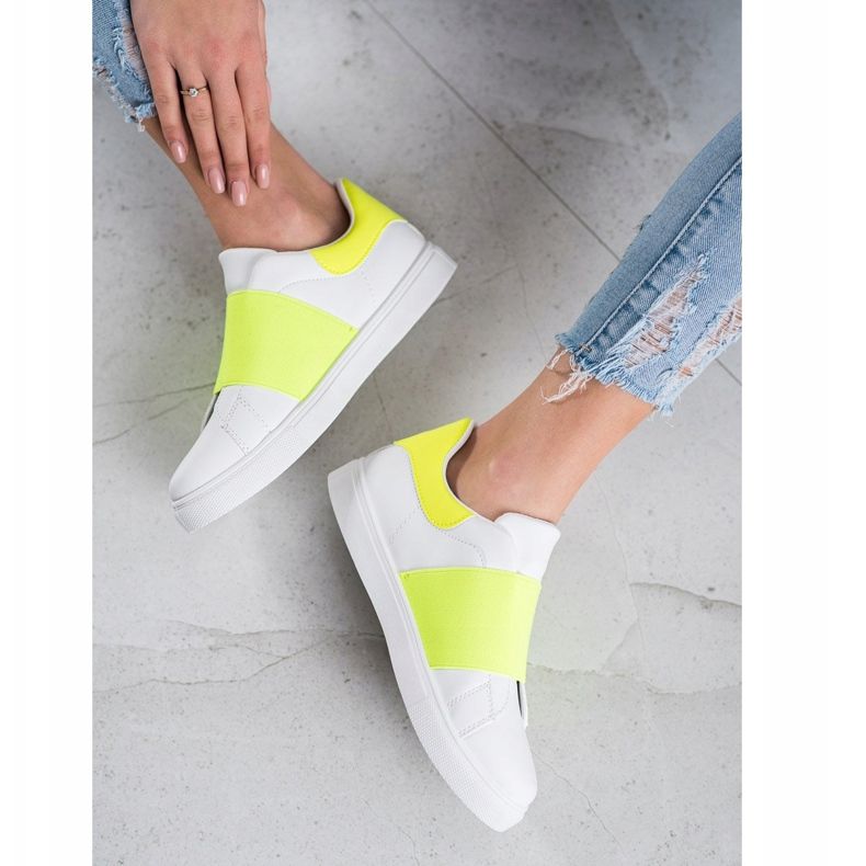 SHELOVET Scarpe slip-on con elastico bianco 1