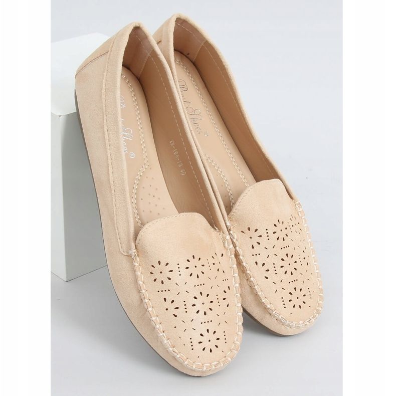 Mocassini traforati beige XR-1R6 Beige 1