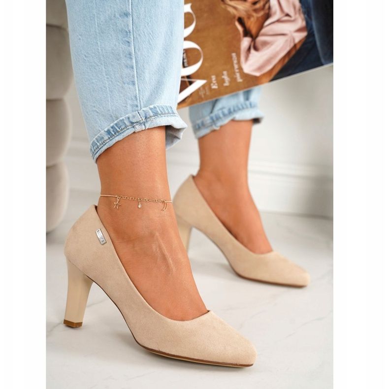 PJ1 Décolleté classiche su barra in camoscio beige Eleanor 1