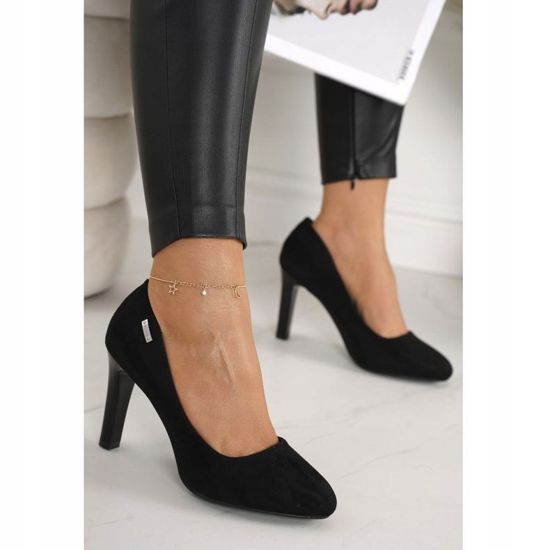 PJ1 Décolleté classiche su barra in camoscio nero Eleanor 1