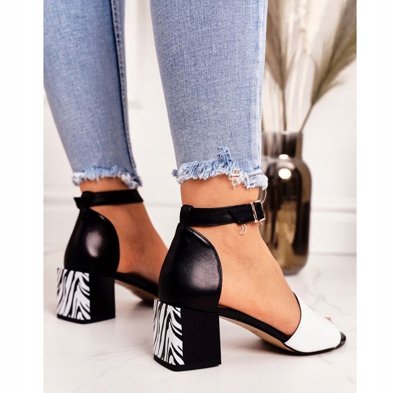 Sandali in pelle con tacco alto Laura Messi 2285 Zebra Black bianco 1