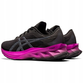 Asics Novablast W 1012A584 004 scarpe da corsa nero 1