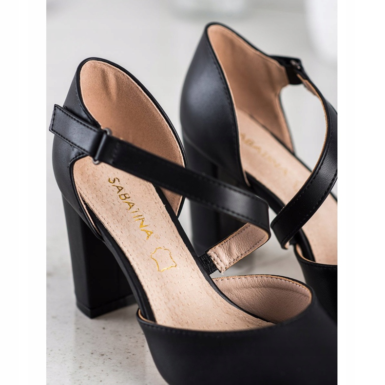 Sabatina Décolleté Nere Con Ecopelle nero 1