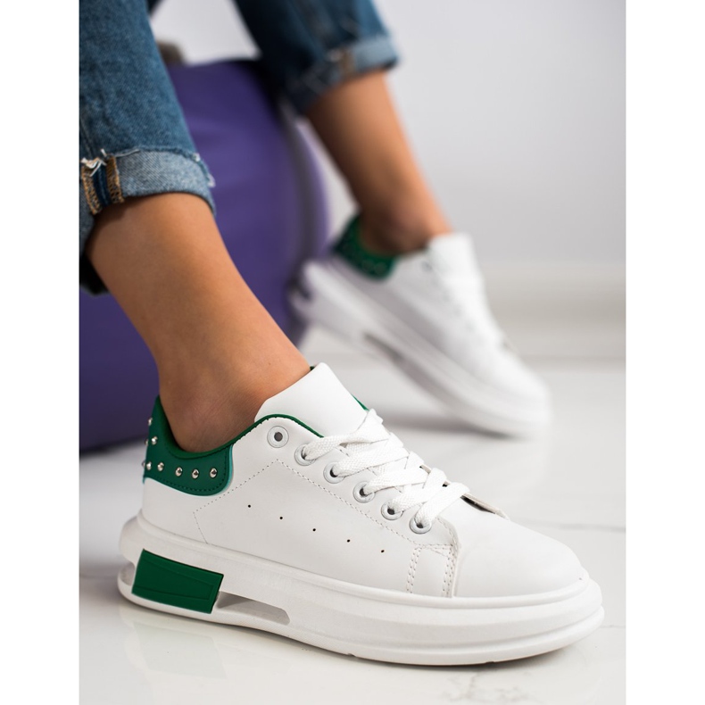 SHELOVET Sneakers Con Borchie bianca verde 2