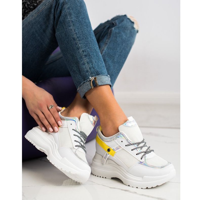 Marquiz Scarpe da ginnastica con zeppa bianca 1